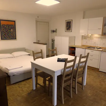 Appartement Bilocale Presena *